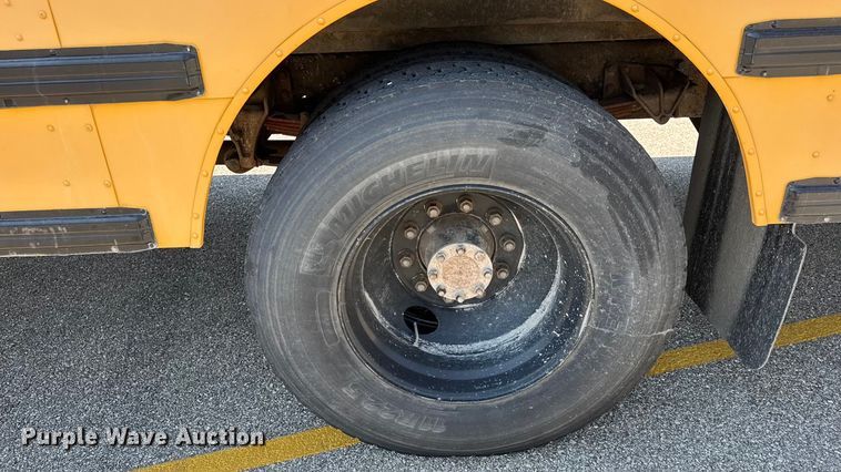 image for item DO2244 2008 IC PB105 school bus