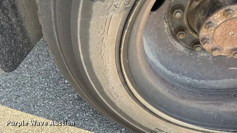 image for item DO2244 2008 IC PB105 school bus