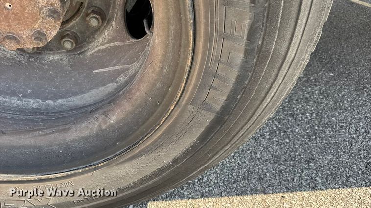 image for item DO2244 2008 IC PB105 school bus