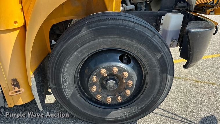 image for item DO2244 2008 IC PB105 school bus