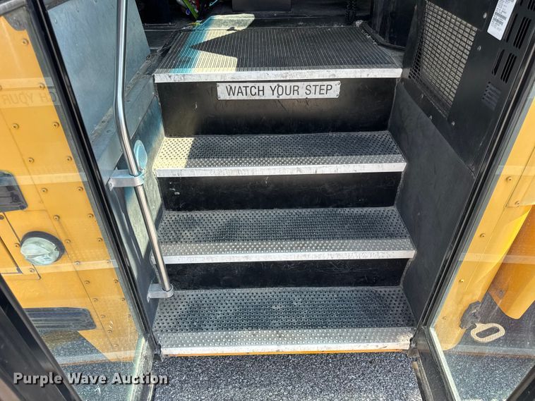 image for item DO2245 2013 IC PB105 school bus