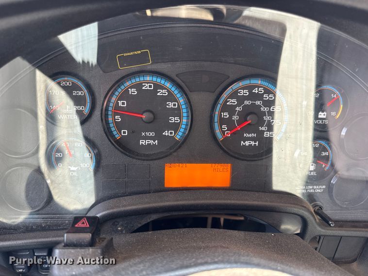 image for item DO2245 2013 IC PB105 school bus