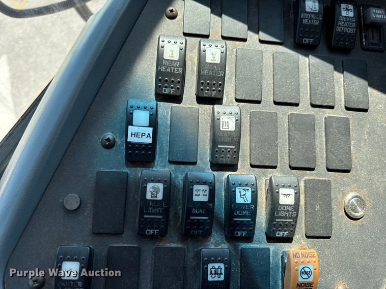 image for item DO2245 2013 IC PB105 school bus