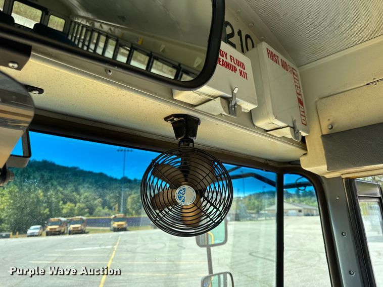 image for item DO2245 2013 IC PB105 school bus