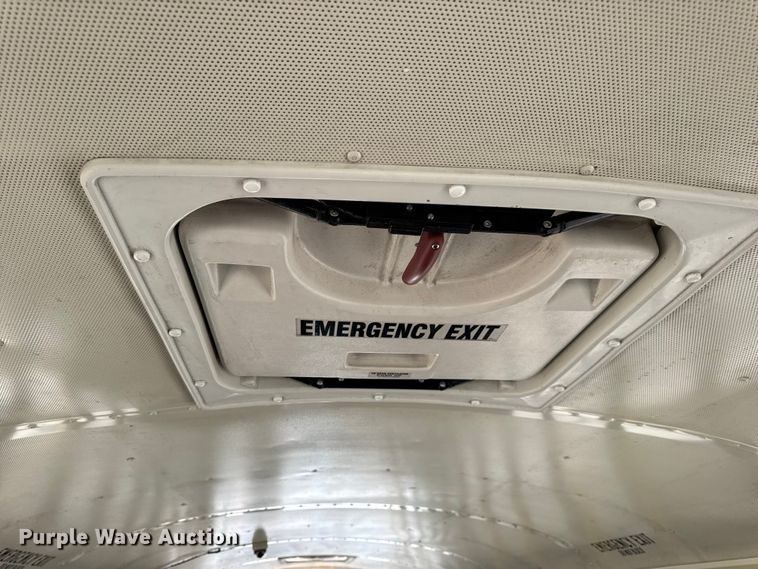 image for item DO2245 2013 IC PB105 school bus