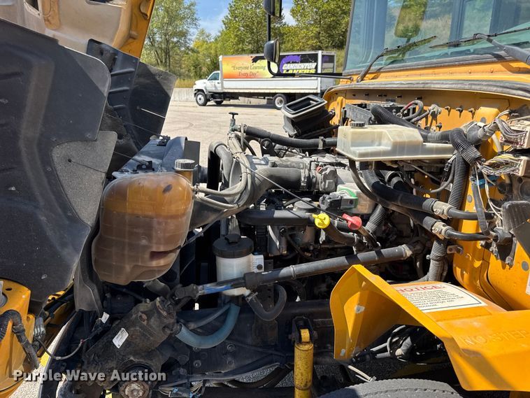 image for item DO2245 2013 IC PB105 school bus