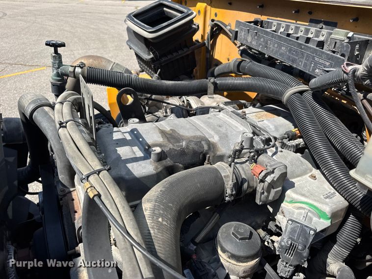 image for item DO2245 2013 IC PB105 school bus