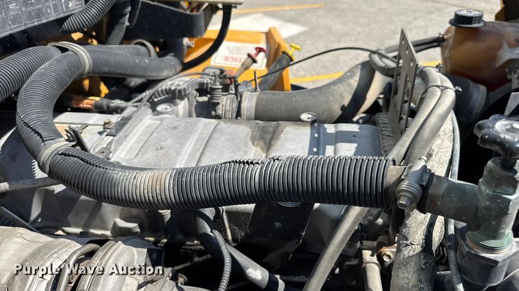 image for item DO2245 2013 IC PB105 school bus