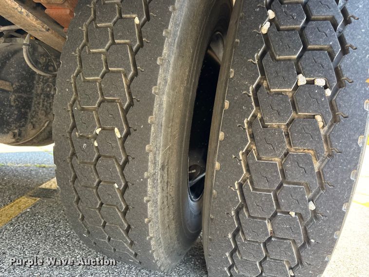 image for item DO2245 2013 IC PB105 school bus