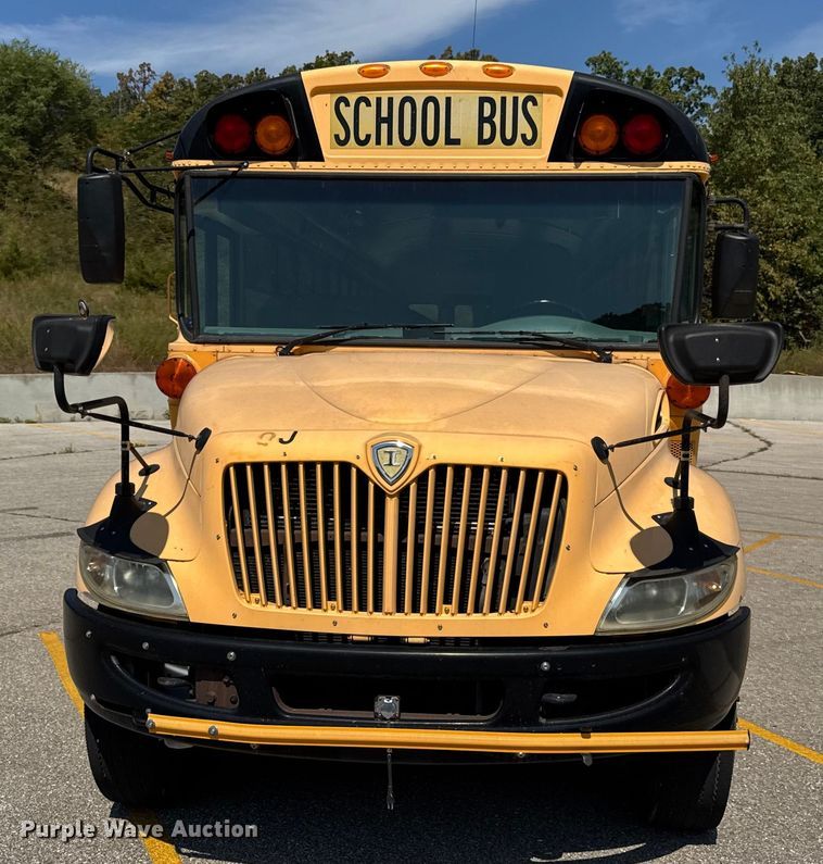 image for item DO2246 2010 IC PB105 school bus