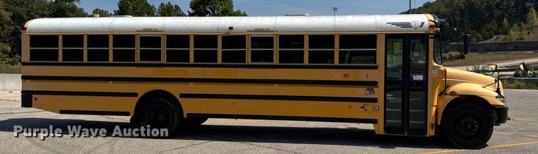 image for item DO2246 2010 IC PB105 school bus