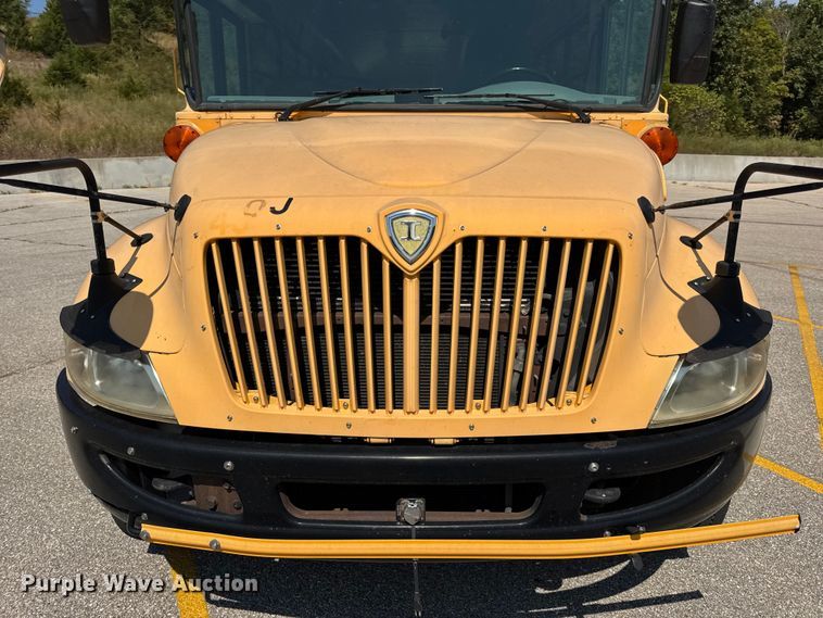 image for item DO2246 2010 IC PB105 school bus