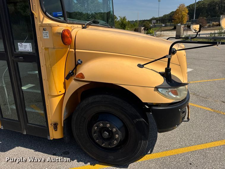 image for item DO2246 2010 IC PB105 school bus