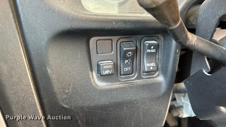 image for item DO2246 2010 IC PB105 school bus