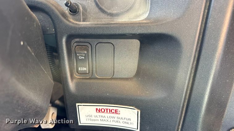 image for item DO2246 2010 IC PB105 school bus