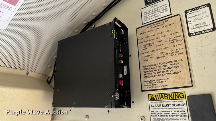 image for item DO2246 2010 IC PB105 school bus