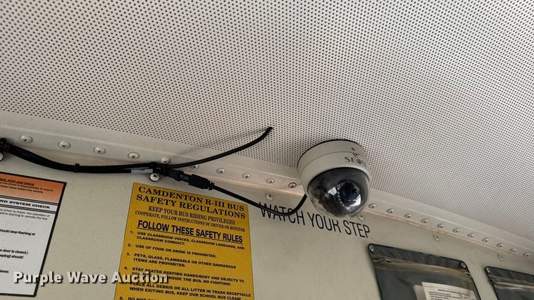 image for item DO2246 2010 IC PB105 school bus