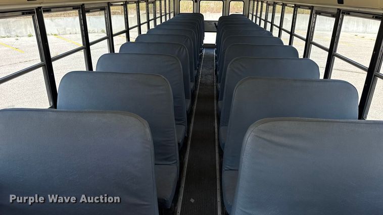 image for item DO2246 2010 IC PB105 school bus
