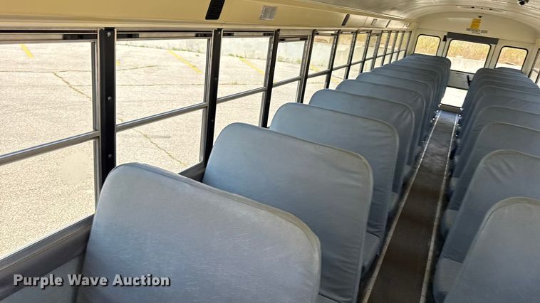 image for item DO2246 2010 IC PB105 school bus