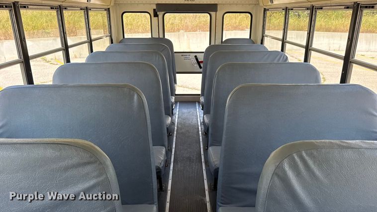 image for item DO2246 2010 IC PB105 school bus