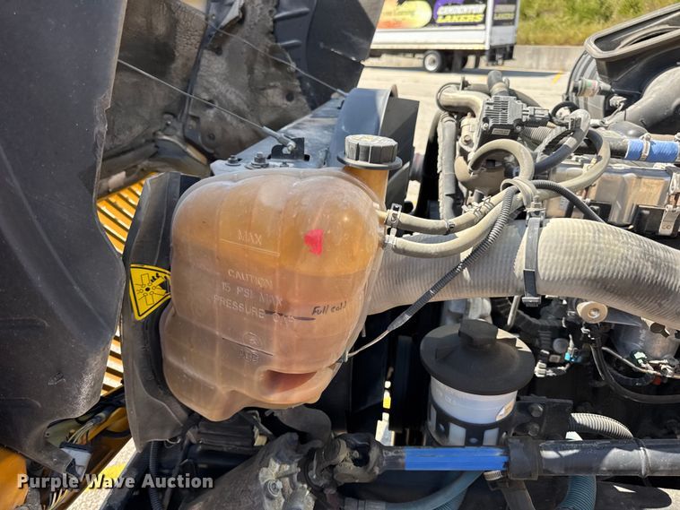 image for item DO2246 2010 IC PB105 school bus