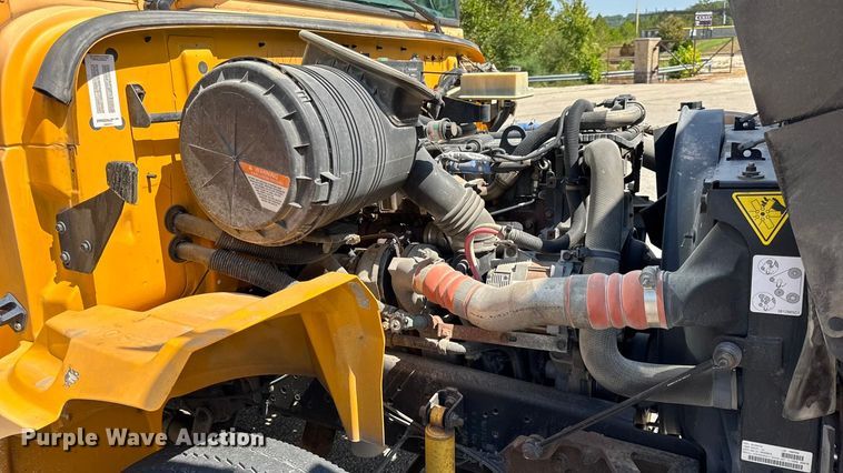 image for item DO2246 2010 IC PB105 school bus