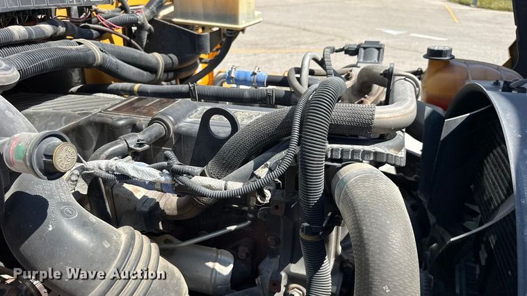 image for item DO2246 2010 IC PB105 school bus