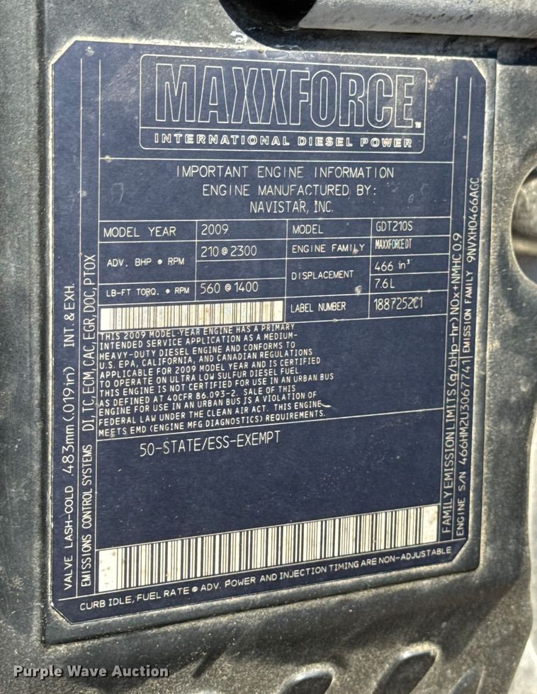 image for item DO2246 2010 IC PB105 school bus