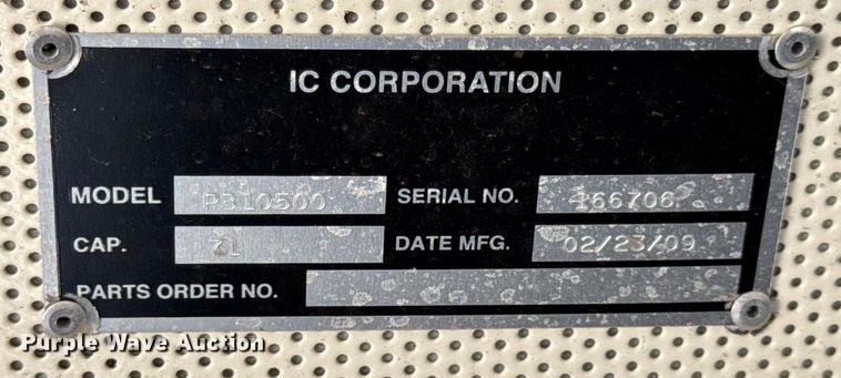 image for item DO2246 2010 IC PB105 school bus