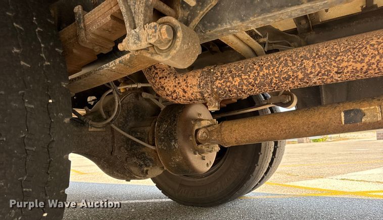 image for item DO2247 2013 IC PB105 school bus