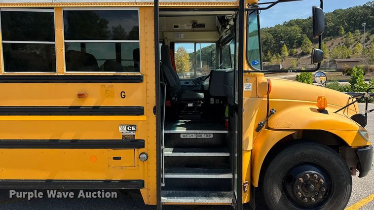 image for item DO2247 2013 IC PB105 school bus