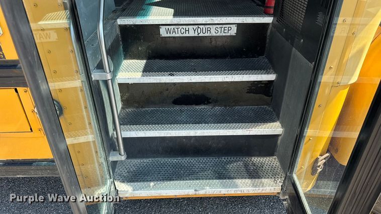 image for item DO2247 2013 IC PB105 school bus