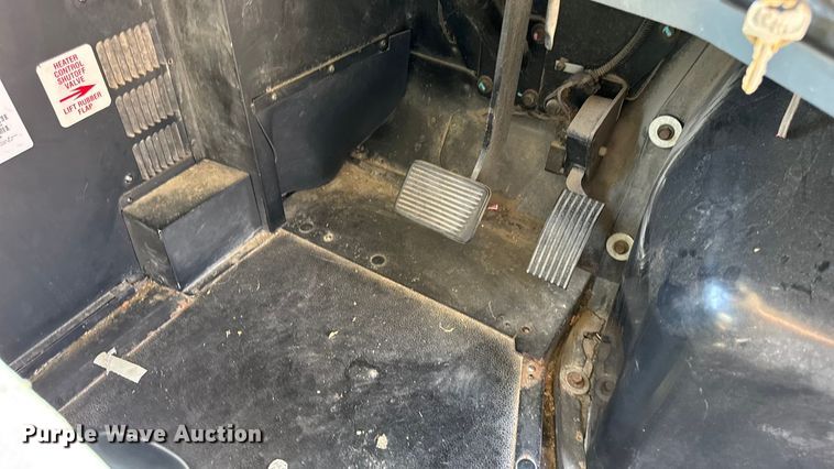 image for item DO2247 2013 IC PB105 school bus