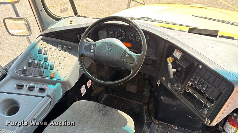 image for item DO2247 2013 IC PB105 school bus