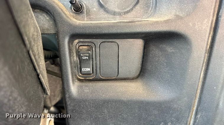 image for item DO2247 2013 IC PB105 school bus