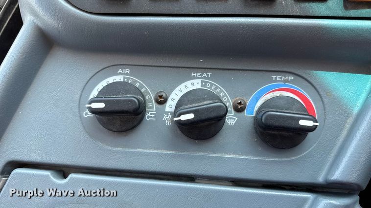 image for item DO2247 2013 IC PB105 school bus