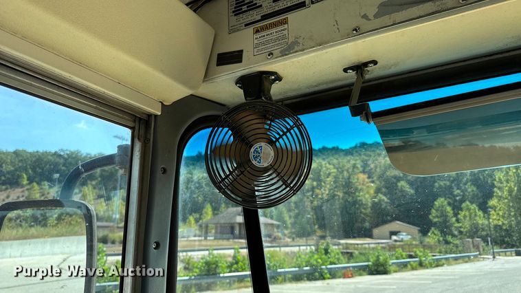 image for item DO2247 2013 IC PB105 school bus