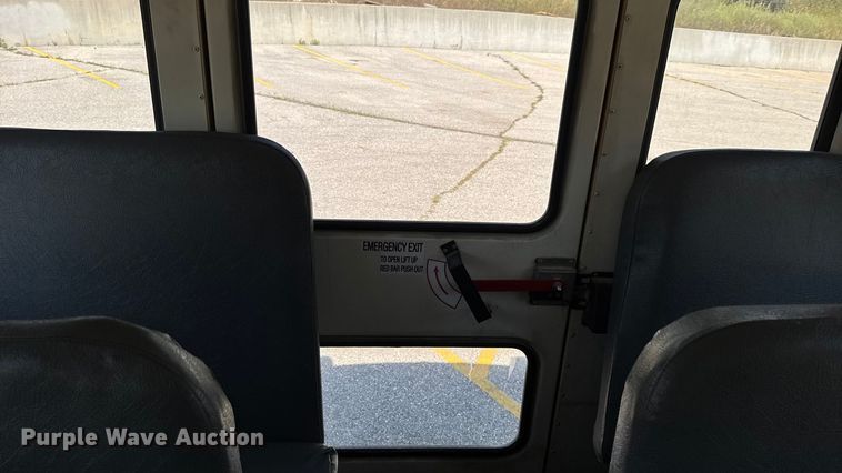 image for item DO2247 2013 IC PB105 school bus