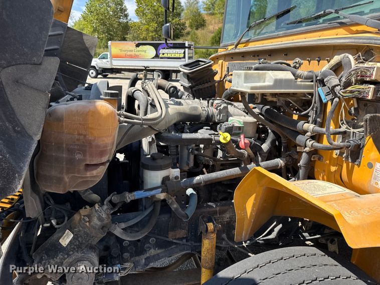 image for item DO2247 2013 IC PB105 school bus