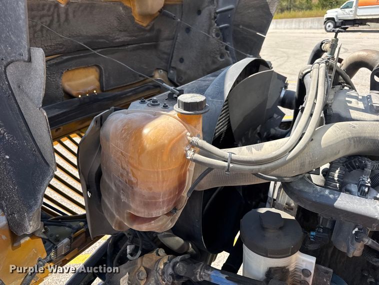 image for item DO2247 2013 IC PB105 school bus