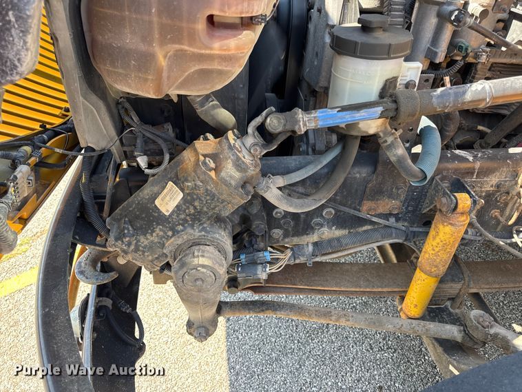 image for item DO2247 2013 IC PB105 school bus