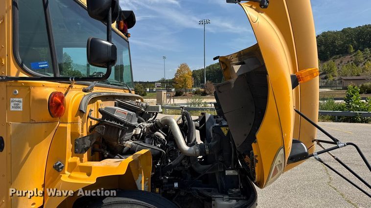 image for item DO2247 2013 IC PB105 school bus