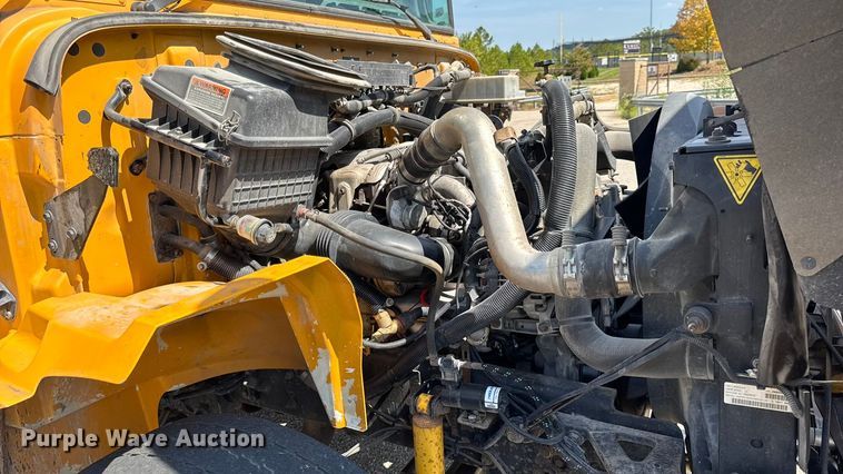 image for item DO2247 2013 IC PB105 school bus