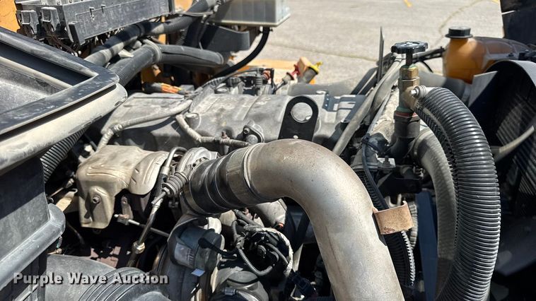 image for item DO2247 2013 IC PB105 school bus