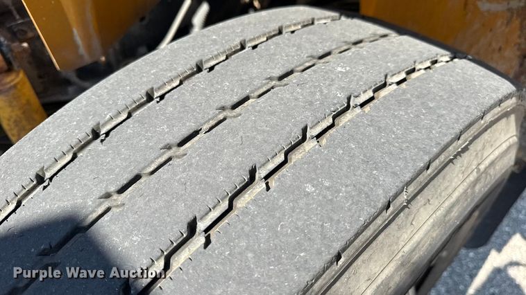 image for item DO2247 2013 IC PB105 school bus