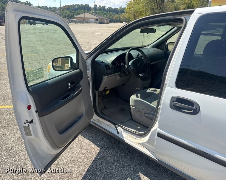 image for item DO2248 2008 Chevrolet Uplander van