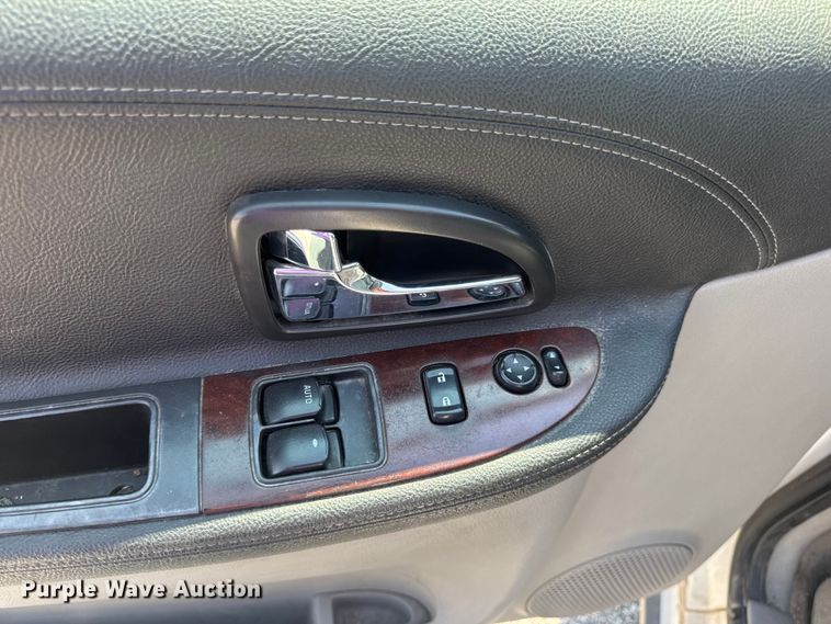 image for item DO2248 2008 Chevrolet Uplander van