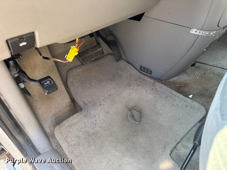 image for item DO2248 2008 Chevrolet Uplander van