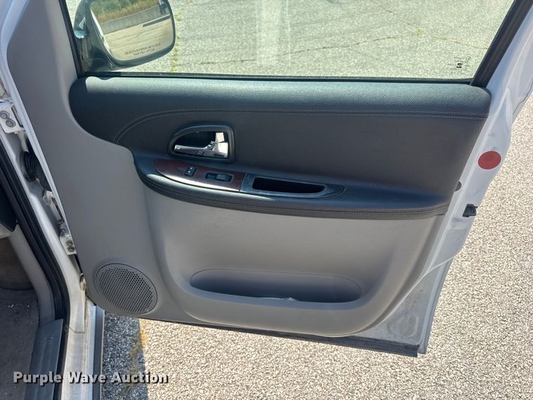 image for item DO2248 2008 Chevrolet Uplander van