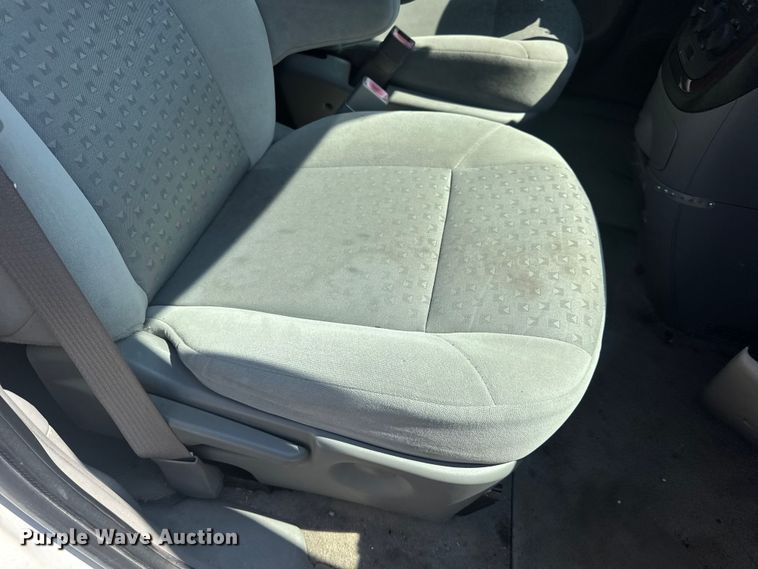 image for item DO2248 2008 Chevrolet Uplander van